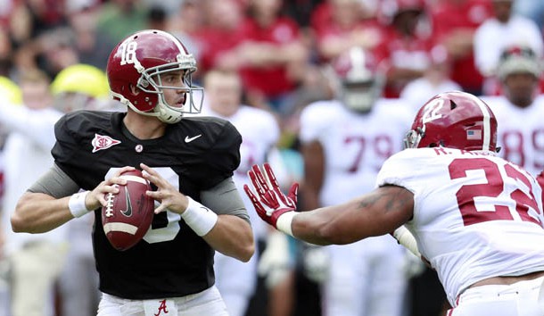Veteran Cooper Bateman (18) will likely be Alabama's starter against USC. Photo Credit: Marvin Gentry-USA TODAY Sports