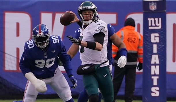Dec 17, 2017; East Rutherford, NJ, USA; Philadelphia Eagles quarterback Nick Foles (9) throws a pass against the New York Giants in the second half at MetLife Stadium. Photo Credit: Robert Deutsch-USA TODAY Sports