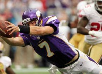 Vikings go all out, upset 49ers 24-13