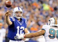 Another big game by Luck helps Colts win