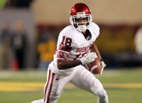 Sooners outlast Mountaineers 50-49 in record-setting night