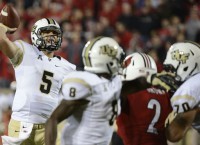 AAC Notes: UCF denies Louisville's title hopes