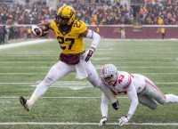 Gophers RB Cobb 'very questionable' vs. Badgers