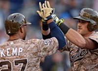 Padres split with Pirates after 7-1 Sunday win