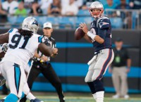 NFL Scores: Brady throws TD pass, two INTs