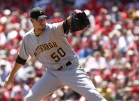 MLB Scores: Pirates leave Cincinnati with a split