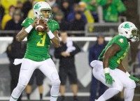 Pac-12 Notes: Ducks hit stride before Stanford game