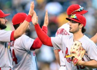 Holliday, Grichuk help Cardinals rout Pirates