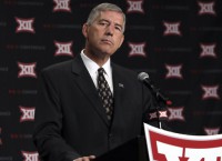Big 12 votes to begin looking into expansion