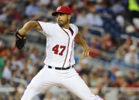 Gonzalez guides Nationals to rout of Dodgers