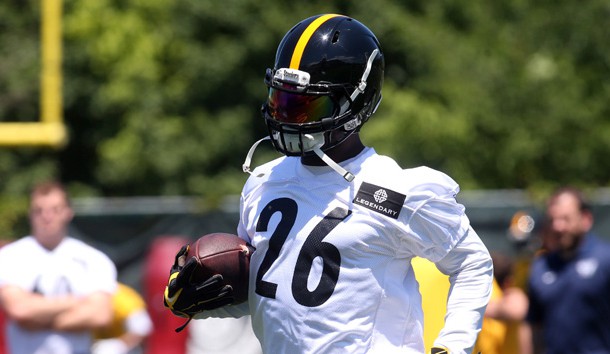 Le'Veon Bell (26) will likely miss time again due to a drug suspension. Photo Credit: Charles LeClaire-USA TODAY Sports