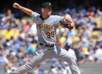 Kuhl and gang help Pirates handle Dodgers