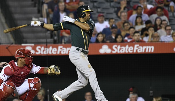 Coco Crisp (4) is headed back to Cleveland. Photo Credit: Richard Mackson-USA TODAY Sports