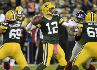 Packers hold off Giants for 23-16 win
