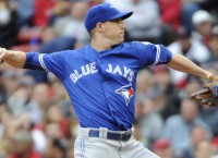 Blue Jays claim wild card with 2-1 win over Red Sox