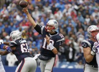 NFL Recaps: Brady throws 4 TDs as Pats rout Bills