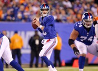 Manning throws three TD passes in Giants' win