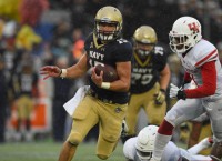 Run-oriented Navy, Temple clash in AAC title game