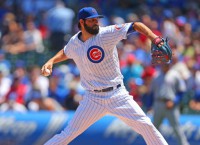 RHP Hammel gets two-year deal to join Royals
