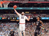 With huge stakes, size matters for Gonzaga, UNC