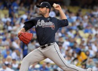 Twins acquire LHP Garcia from Braves