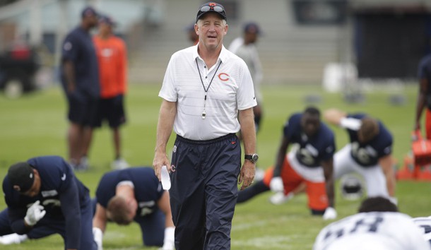 Jul 27, 2017; Bourbonnais, IL, USA; Chicago Bears head coach John Fox walks around the players during stretching at Training Camp at Olivet Nazarene University. Photo Credit: Erich Schlegel-USA TODAY Sports