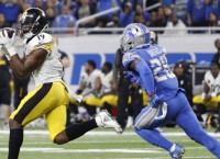 Steelers stuff Lions with big play, red-zone defense