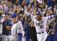 Turner blasts Dodgers past Cubs, into 2-0 NLCS lead