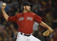 Rangers sign Fister to one-year deal