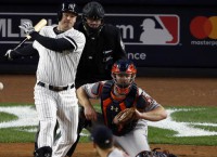 Reports: Padres acquire 3B Headley from Yankees
