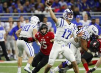 Bowl Roundup: Jones carries Duke, Utah dominates
