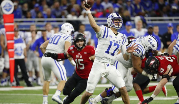 Dec 26, 2017; Detroit, MI, USA; Duke Blue Devils quarterback Daniel Jones (17) throws a pass in the first half against the Northern Illinois Huskies in the 2017 Quick Lane Bowl at Ford Field. Photo Credit: Rick Osentoski-USA TODAY Sports