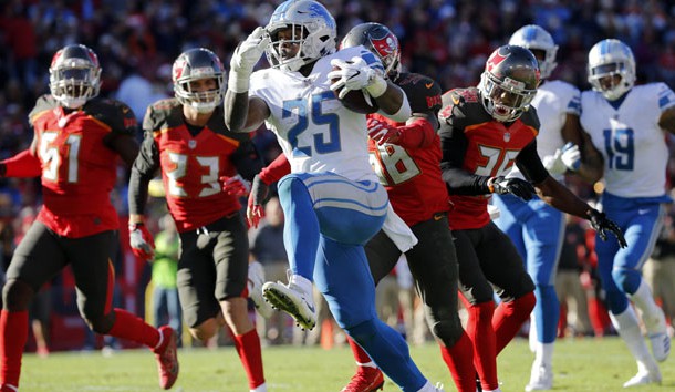 Dec 10, 2017; Tampa, FL, USA;Detroit Lions running back Theo Riddick (25) runs past Tampa Bay Buccaneers middle linebacker Kwon Alexander (58) to score a touchdown  during the second half at Raymond James Stadium. Photo Credit: Kim Klement-USA TODAY Sports