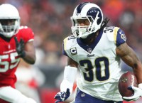 NFL Notes: Gurley signs record RB contract