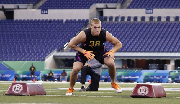Mar 4, 2018; Indianapolis, IN, USA; Boise State Broncos linebacker Leighton Vander Esch participates in work out drills during the 2018 NFL Combine at Lucas Oil Stadium. Photo Credit: Brian Spurlock-USA TODAY Sports