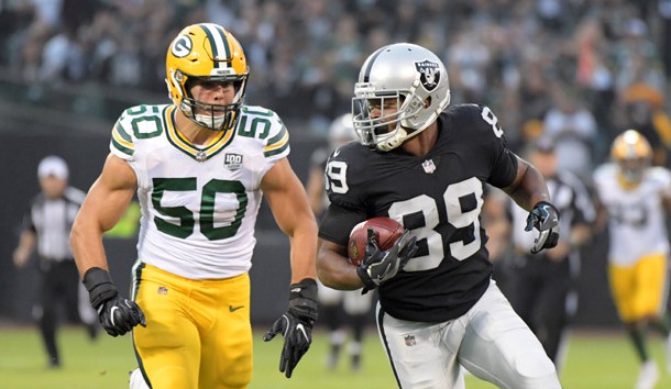Aug 24, 2018; Oakland, CA, USA; Oakland Raiders wide receiver Amari Cooper (89) is pursued by Green Bay Packers linebacker Blake Martinez (50) in the first quarter during a preseason game at Oakland-Alameda County Coliseum. Photo Credit: Kirby Lee-USA TODAY Sports