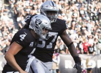 Raiders try to keep banged-up 49ers at bay