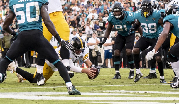 Nov 18, 2018; Jacksonville, FL, USA; Pittsburgh Steelers quarterback Ben Roethlisberger (7) scores a touchdown during the fourth quarter against the Jacksonville Jaguars at TIAA Bank Field. Photo Credit: Douglas DeFelice-USA TODAY Sports