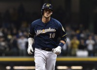 Brewers try to keep rolling against Pirates