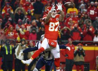 Chiefs' Kelce, Hill are an elite receiving duo