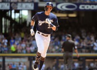 Reports: Brewers, OF Yelich near $215M deal