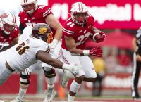Wisconsin RB Taylor declares for draft