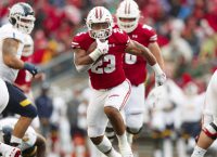 Wisconsin RB Taylor joins exclusive club vs. Illinois