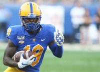 Pitt Blows Big Lead, Wins on Late TD Catch