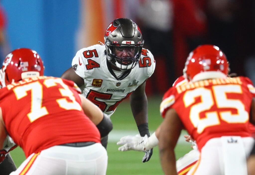 Bucs re-sign LB Lavonte David for 2 years, $25M | Lindy's Sports