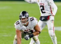 49ers sign C Alex Mack to three-year deal