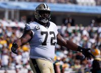 Dolphins ink OT Terron Armstead to five-year deal