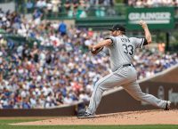 White Sox RHP Lynn (knee) out at least four weeks