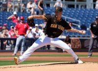 Padres call up top prospect MacKenzie Gore