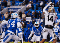 Late Touchdown Toss Ends Vanderbilt’s Losing Streak